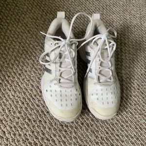 Adidas tennis shoes